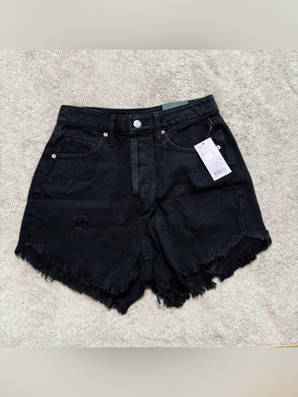 NWT Willd Fable women’s denim shorts with very‎ high waist black size 4 cut off